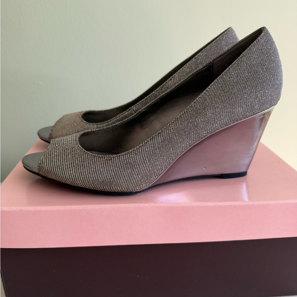 Bandolino Shoes - Bandolino silver Wedge Peep-Toe Shoes